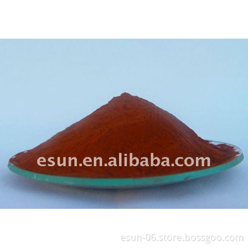 Red-brown ferrous fumarate powder